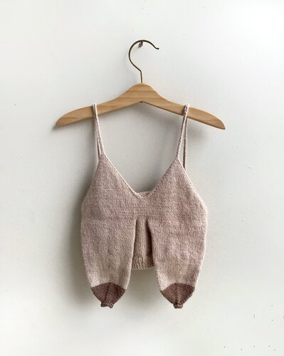 Tired and Overworked (Nursing a Toddler) van Cassie Arnold, Textiel te koop op Singulart