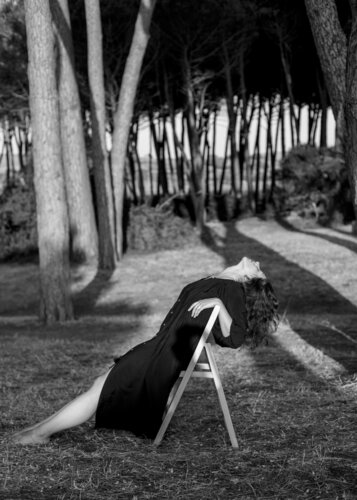 Breathe out #1 by Lisa Evteeva, 사진 for Sale on Singulart