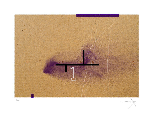 Clau Blanca sobre Pols Porpra (White Key on Purple Dust) di Vicenc Marco, Opera su carta in vendita su Singulart