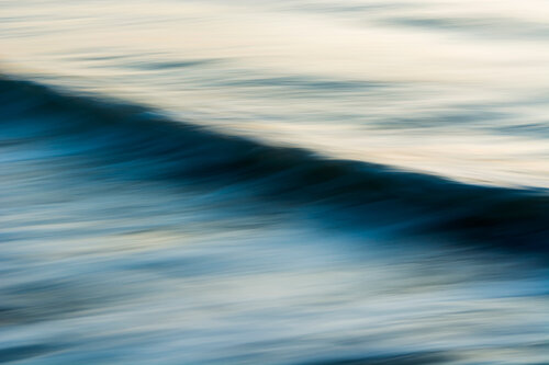 The Uniqueness of Waves X van Tal Paz-Fridman, Fotografie te koop op Singulart