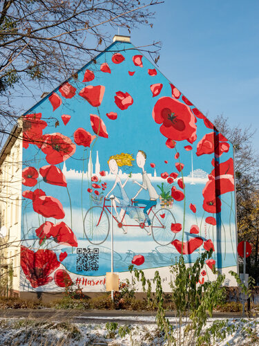 Mural for the 2023 social campaign, explores how women and men communicate in the modern world. Wroclaw, Poland von Andrzej Tylkowski, Malerei kaufen auf Singulart