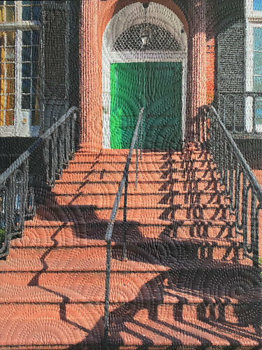 Washington Square North 1 par Marilyn Henrion, Oeuvre textile en vente sur Singulart