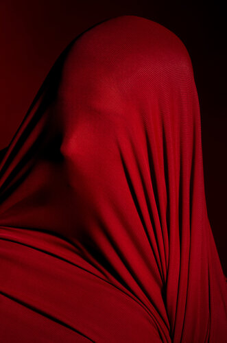 Silence 2 by Popi Tsoukatou, 사진 for Sale on Singulart