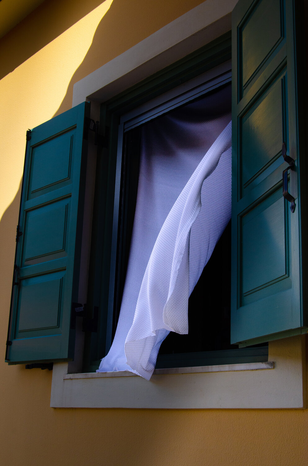 Window #1060 Popi Tsoukatou