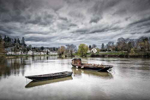 Spleen de Loire : Les Barques de Véretz di PATRICIA BALITRAND, Fotografia in vendita su Singulart