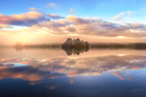 Triouzoune : Symétrie de l'Aube by PATRICIA BALITRAND, Photography for Sale on Singulart