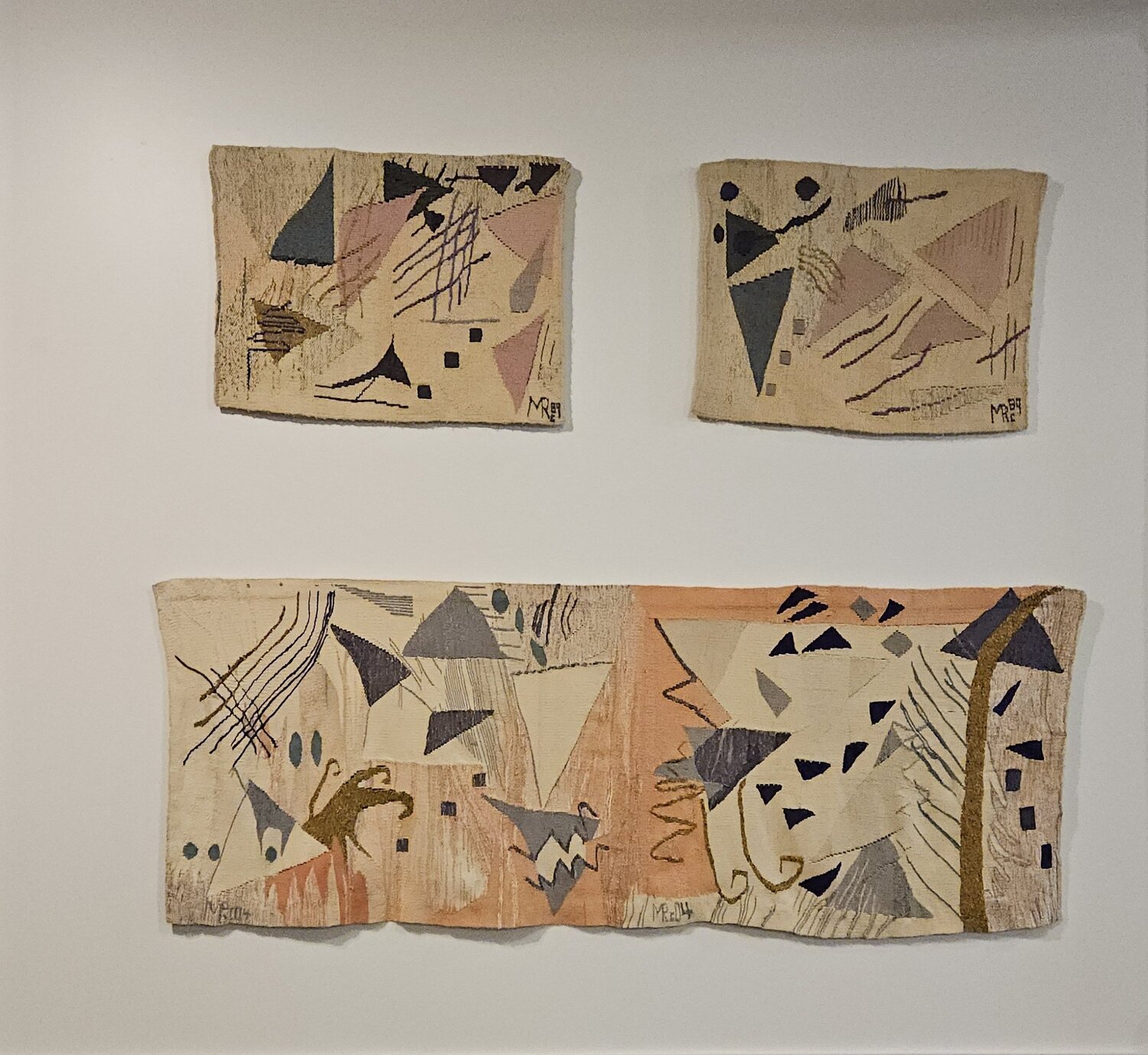 Law of Three Series: Triangle I and Triangle II over Trinity Tapestries Myra Reichel Textil zu verkaufen