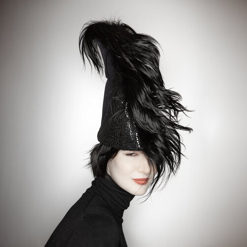 The Queen wore black von rohn meijer, Fotografie kaufen auf Singulart