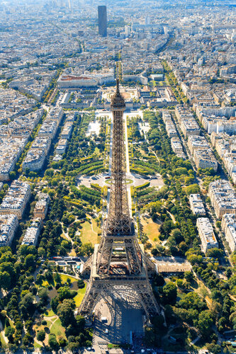La Tour d’Eiffel - Eiffel Tower, Paris | 2017 par Robbert Frank Hagens, Photographie en vente sur Singulart