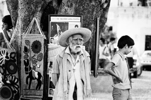 1978 | 18 Faces - Mexico | 70s Seventies von Robbert Frank Hagens, Fotografie kaufen auf Singulart