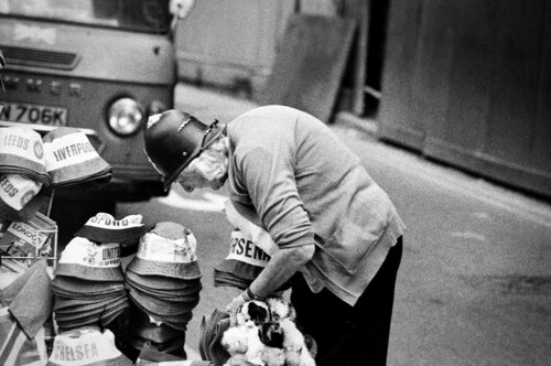 1977 | Hat Woman - London, England | 70s Seventies Robbert Frank Hagens
