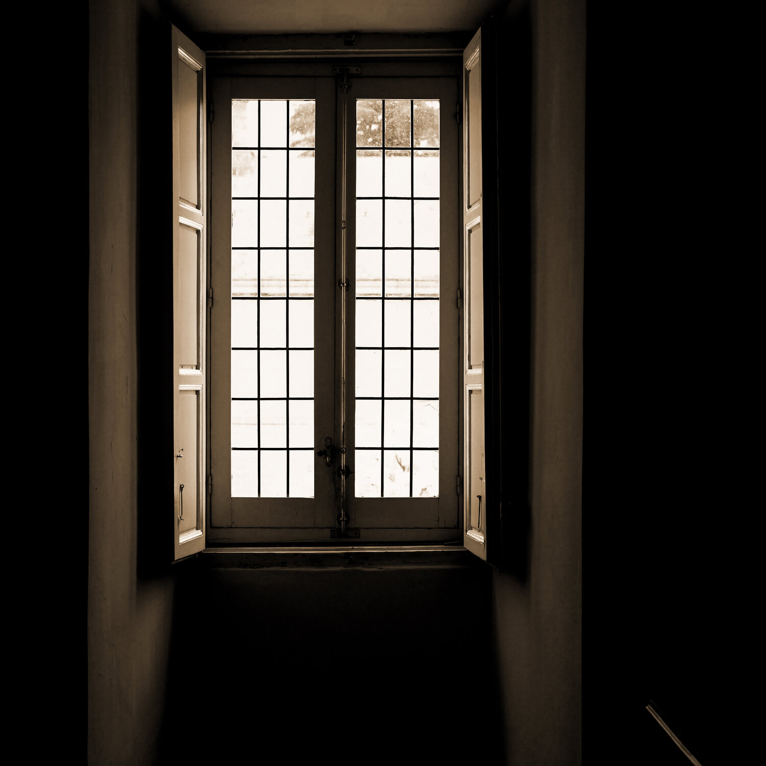 Window of Quiet Light or A Crooked Window Frank Verreyken