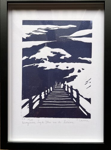 Puy de Dôme vue du Pariou by Francoise LAVENU, 종이 for Sale on Singulart