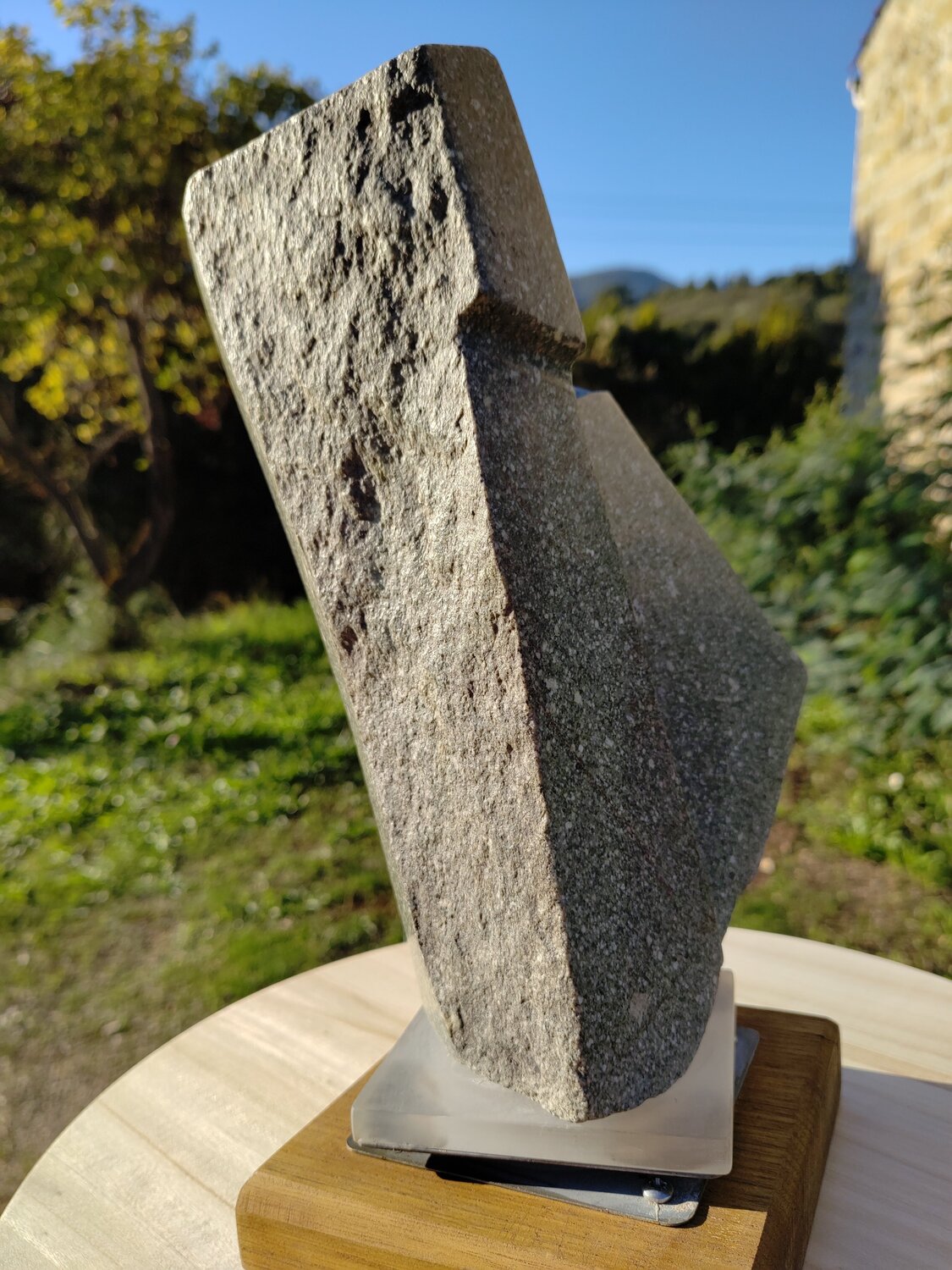 オリジナルの彫刻をオンラインで販売 | SINGULART