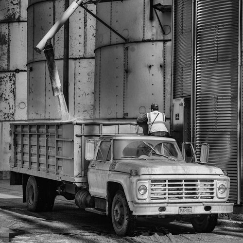 The Final Loadout di Joel Dyer, Fotografia in vendita su Singulart