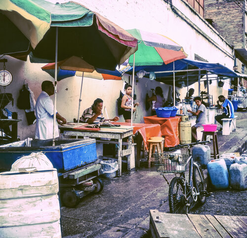 Street food by Francesco Majo, 사진 for Sale on Singulart