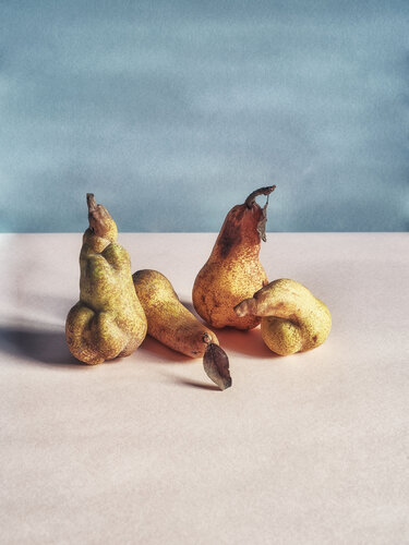 Pears van Francesco Majo, Fotografie te koop op Singulart