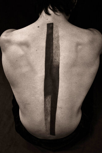 Thread of life von Kana Gray, Fotografie kaufen auf Singulart