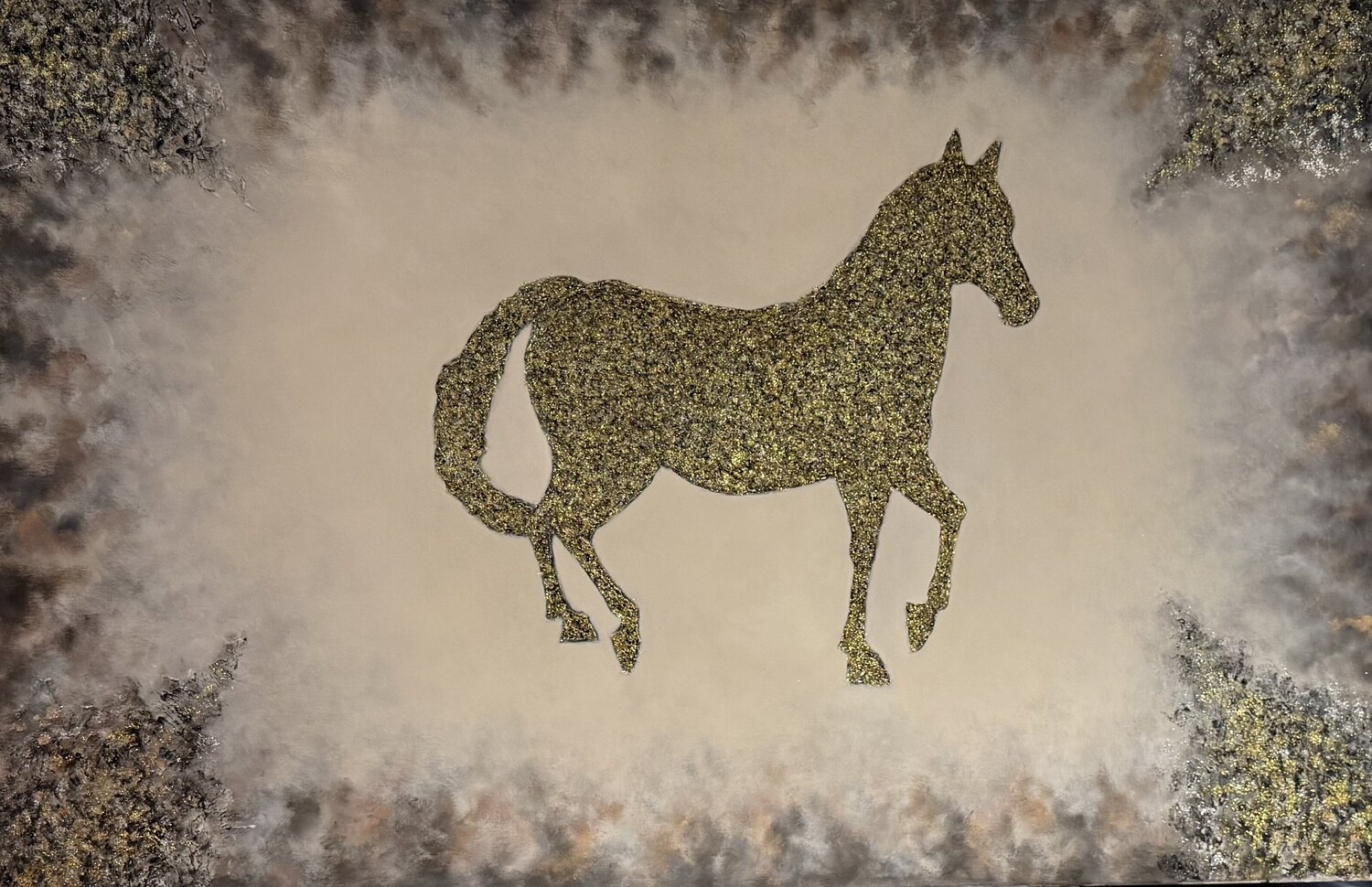The golden horse Mariann Haukaas Originalgemälde zu verkaufen