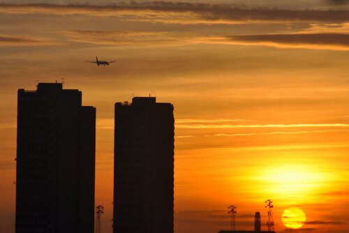 LONDON SUNSET 1 par Jean-Jacques MASSOU, Photographie en vente sur Singulart