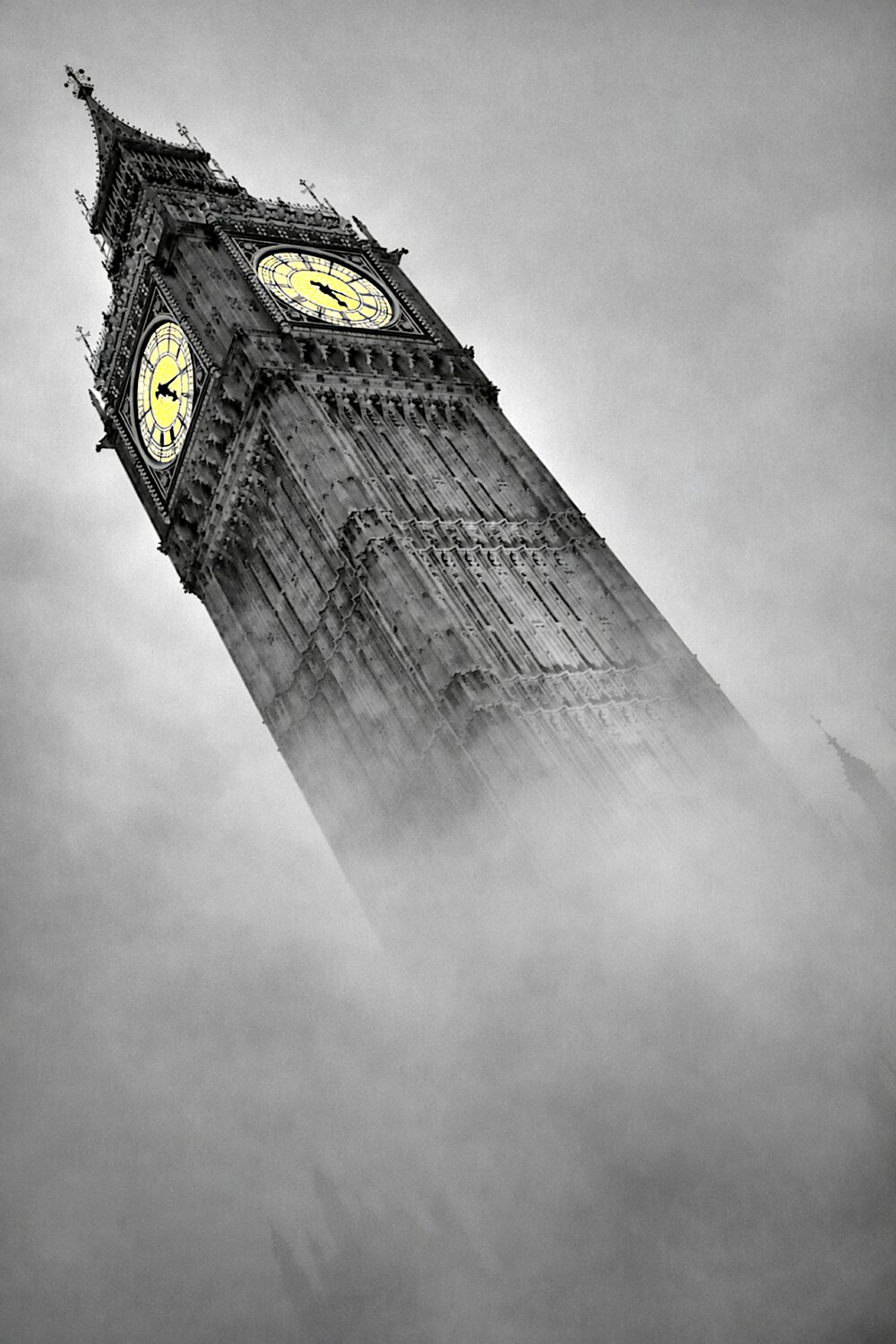 BIG BEN IN FOG Jean-Jacques MASSOU