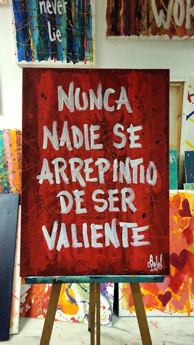 NUNCA NADIE SE ARREPINTIO DE SER VALIENTE van Paco Soleil, Schilderij te koop op Singulart