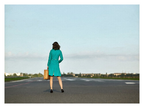 «is this it?» from the series 'backfigures' von nostrokes, Fotografie kaufen auf Singulart