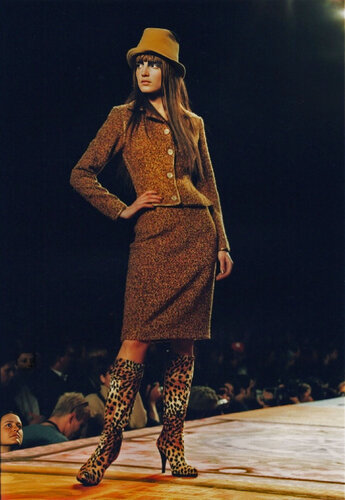 Fashion runway 4 van Yury Rud, Fotografie te koop op Singulart