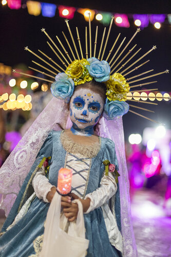 "Radiant Girl", Day of the Dead, Dia de los Muertos von Cosmo Condina, Fotografie kaufen auf Singulart