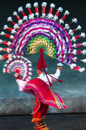 Danza de los Quetzals, Mexico von Cosmo Condina, Fotografie kaufen auf Singulart