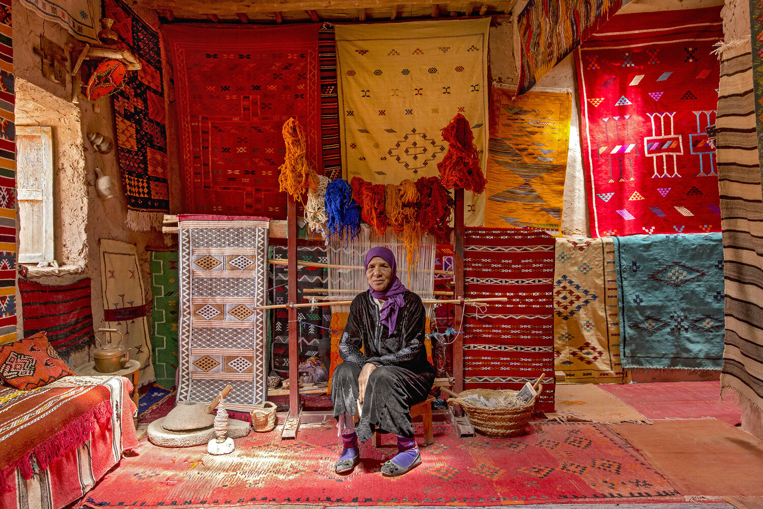 Moroccan Carpet Weaver, Morocco Cosmo Condina