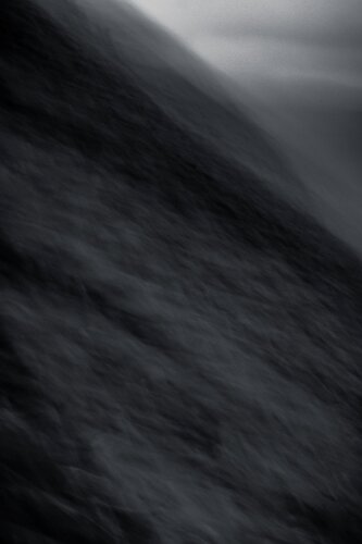 Nightmares Had With Waking Eyes di Jonathan Edmund James, Fotografia in vendita su Singulart