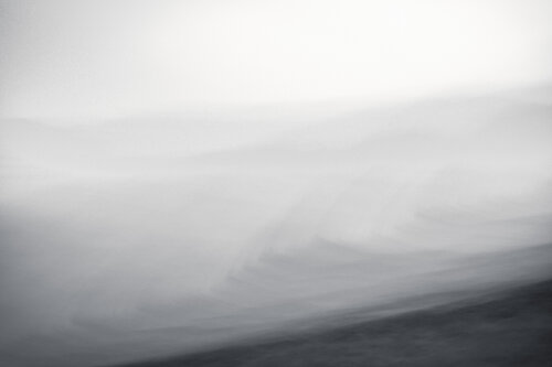 We Dream Of Light When The Shadows Fade di Jonathan Edmund James, Fotografia in vendita su Singulart