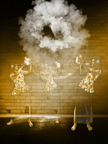BRCRAL — Ritual Smoke Turning Left de ABDULLA YASIR, Impresión a la venta en Singulart