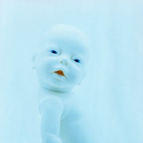 Sleep Baby Sleep par Carlos Perez Lorca, Photographie en vente sur Singulart