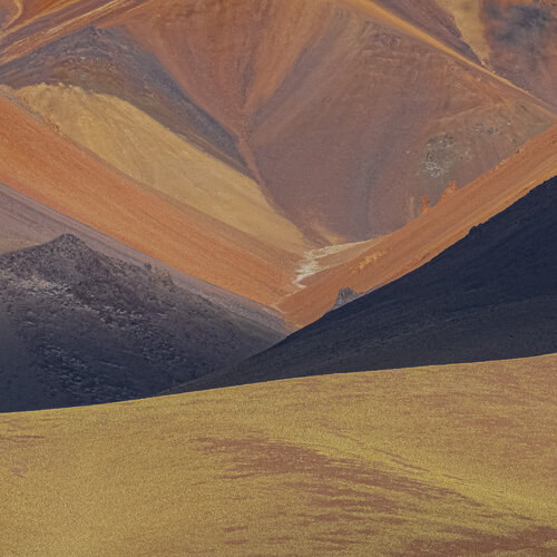 Serie Colores de Los Andes - Los Seismiles - Las Peladas 2 - Andes Catamarca von Claudia Ocanto, Fotografie kaufen auf Singulart