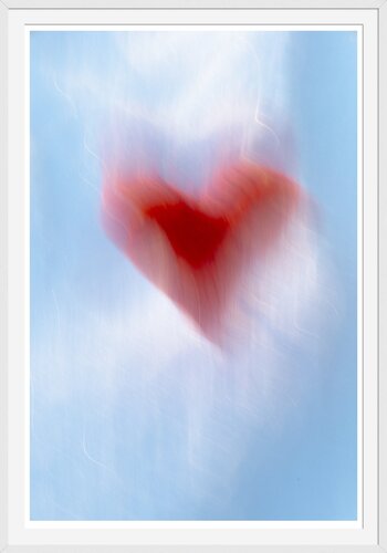 Melting heart [ Museum Quality Fine Art Print / Archival Pigment Print] by Heli Lehtinen, 写真 for Sale on Singulart