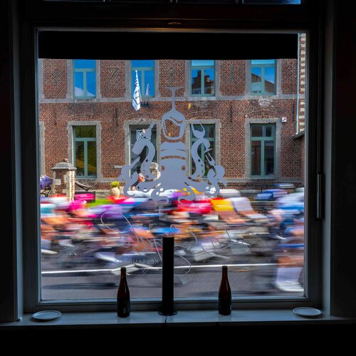 Full Gas van Didier Vandenbosch, Fotografie te koop op Singulart