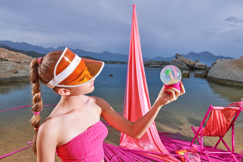 UN PEU PLUS PRES DES ETOILES von Romain deceuninck, Fotografie kaufen auf Singulart