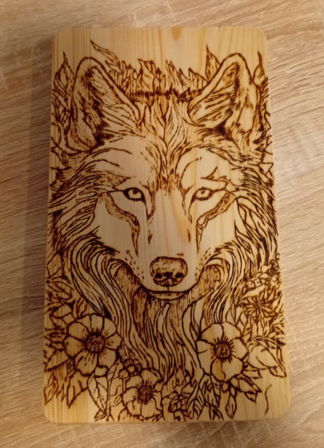 Brandmalerei auf Frühstücksbrett (Wolf) Valentin Kern Originalgemälde zu verkaufen