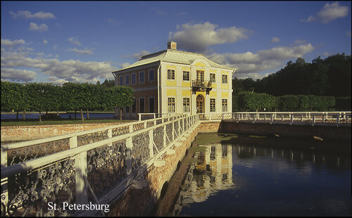"mon pleasure", St.-Petersburg, Russia van Michael Lebed, Fotografie te koop op Singulart