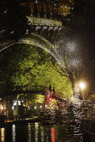 Saint martin's bridge van Philippe Hervé, Fotografie te koop op Singulart
