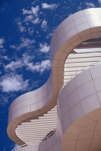 Getty Center, Los Angeles von Arthur Marcus, Fotografie kaufen auf Singulart