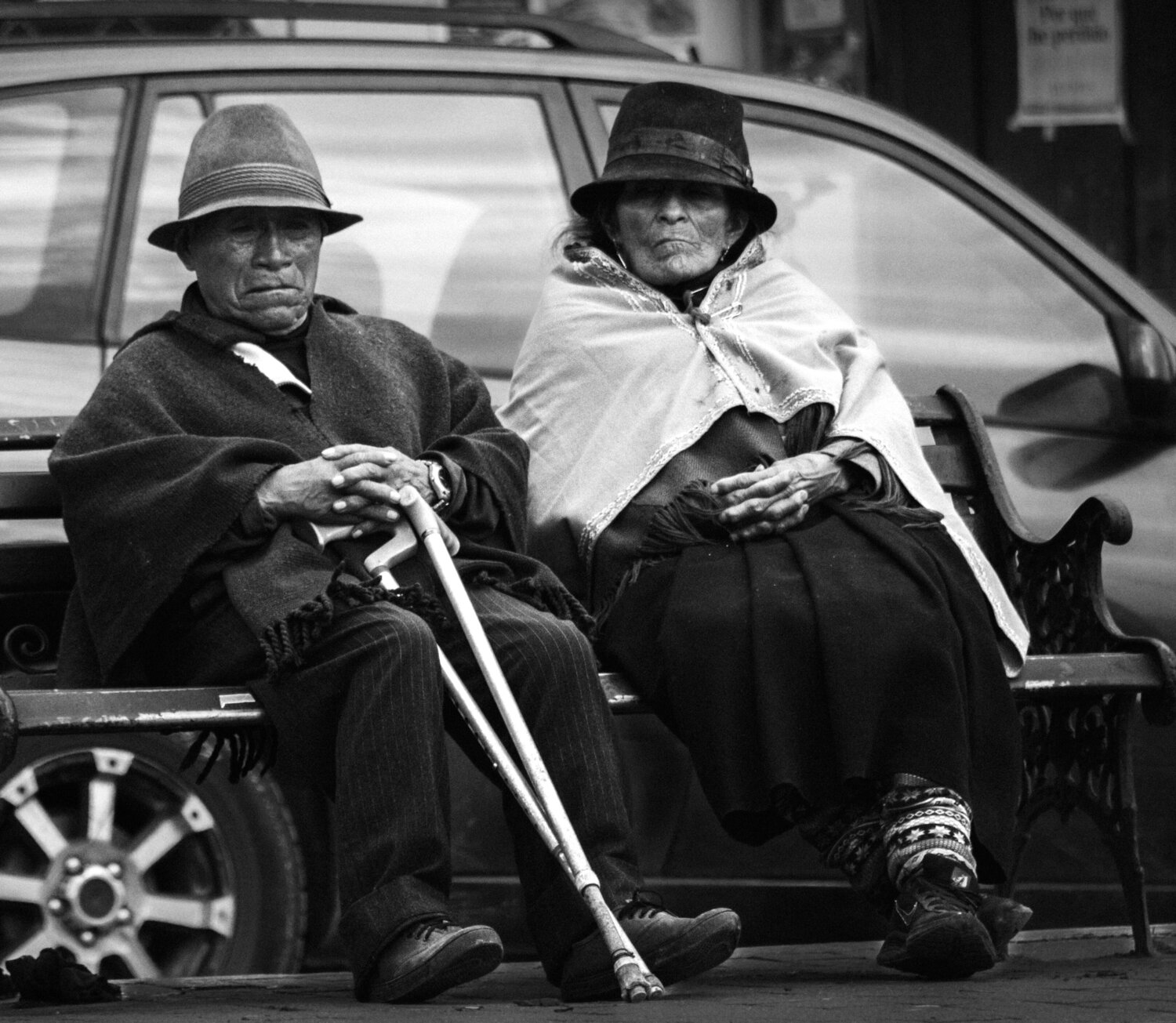 Bajo el velo de los sombreros et… by Raul Martin – SINGULART