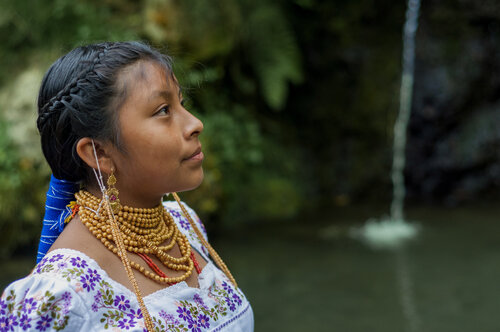 Herencia de mujer di Raul Martin, Fotografia in vendita su Singulart