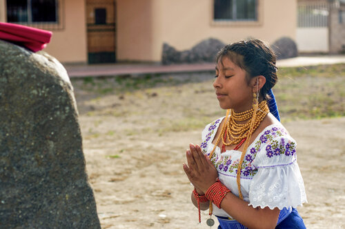 La oración a los difuntos di Raul Martin, Fotografia in vendita su Singulart