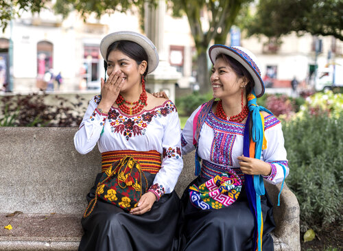 Secretos femeninos de seda y lana by Raul Martin, Photography for Sale on Singulart