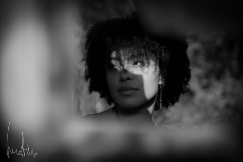 La sombra que define nuestra mirada von Raul Martin, Fotografie kaufen auf Singulart