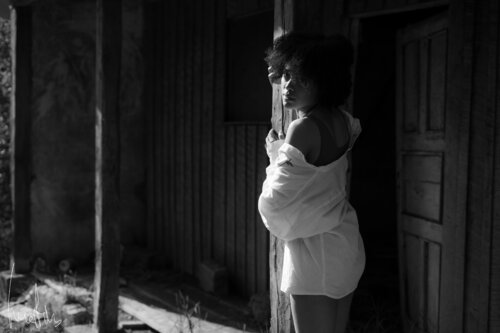 La columna que sostiene el silencio von Raul Martin, Fotografie kaufen auf Singulart