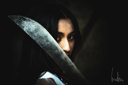 ¡¡Pieza exclusiva!! - Imagen de alto impacto visual con narrativa de raíces culturales y defensa ancestral par Raul Martin, Photographie en vente sur Singulart